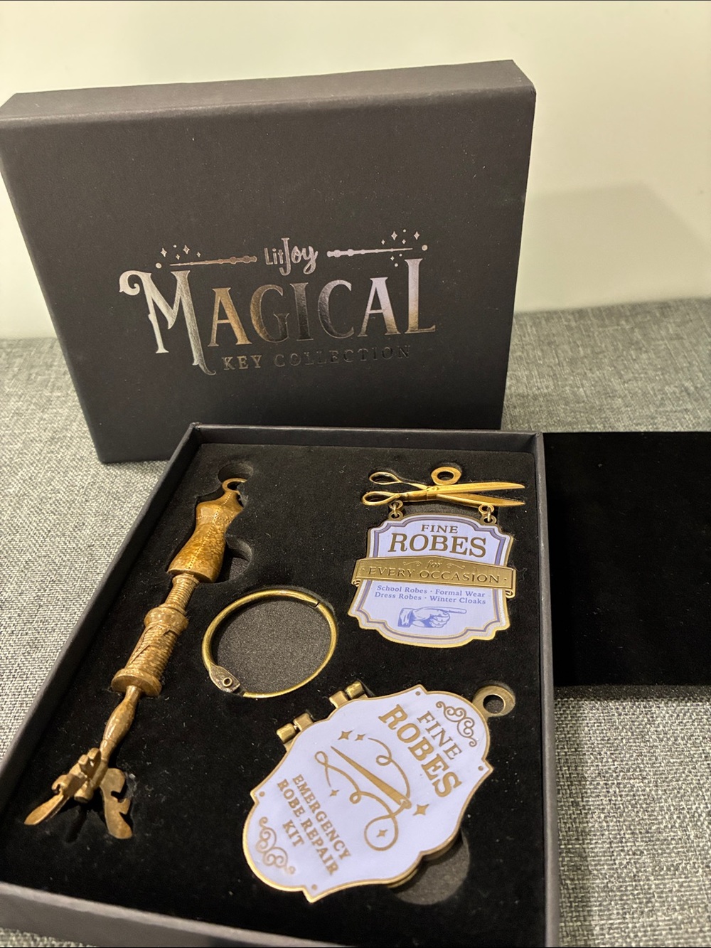 Lifjoy Magical Key Collection - robe store